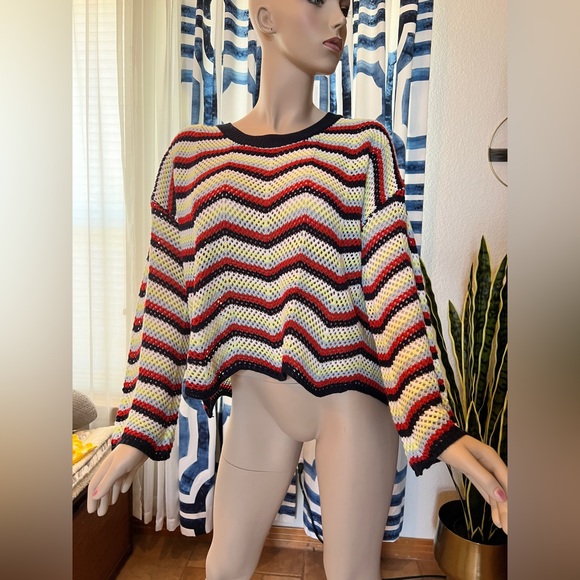 Lumiere Sweaters - Lumiere Crochet Bell Sleeve Cropped Sweater Size L